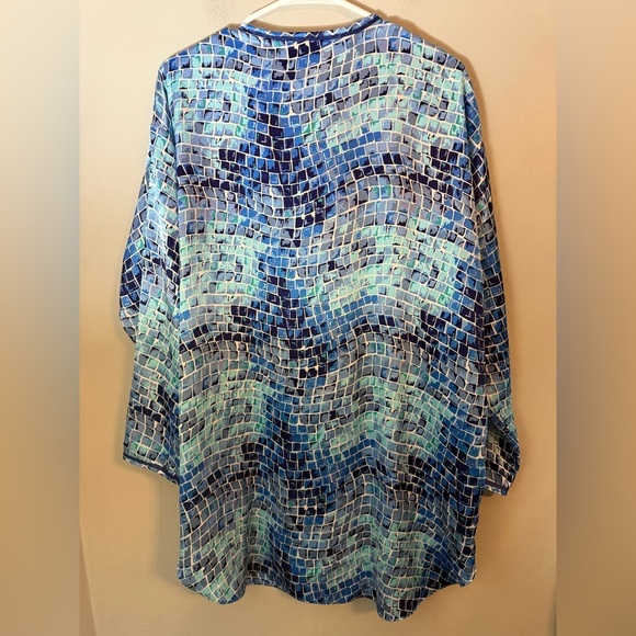 Victoria's Secret Satin Sleep Shirt in Blue Geometric Tile Print Size M - Picture 2 of 10
